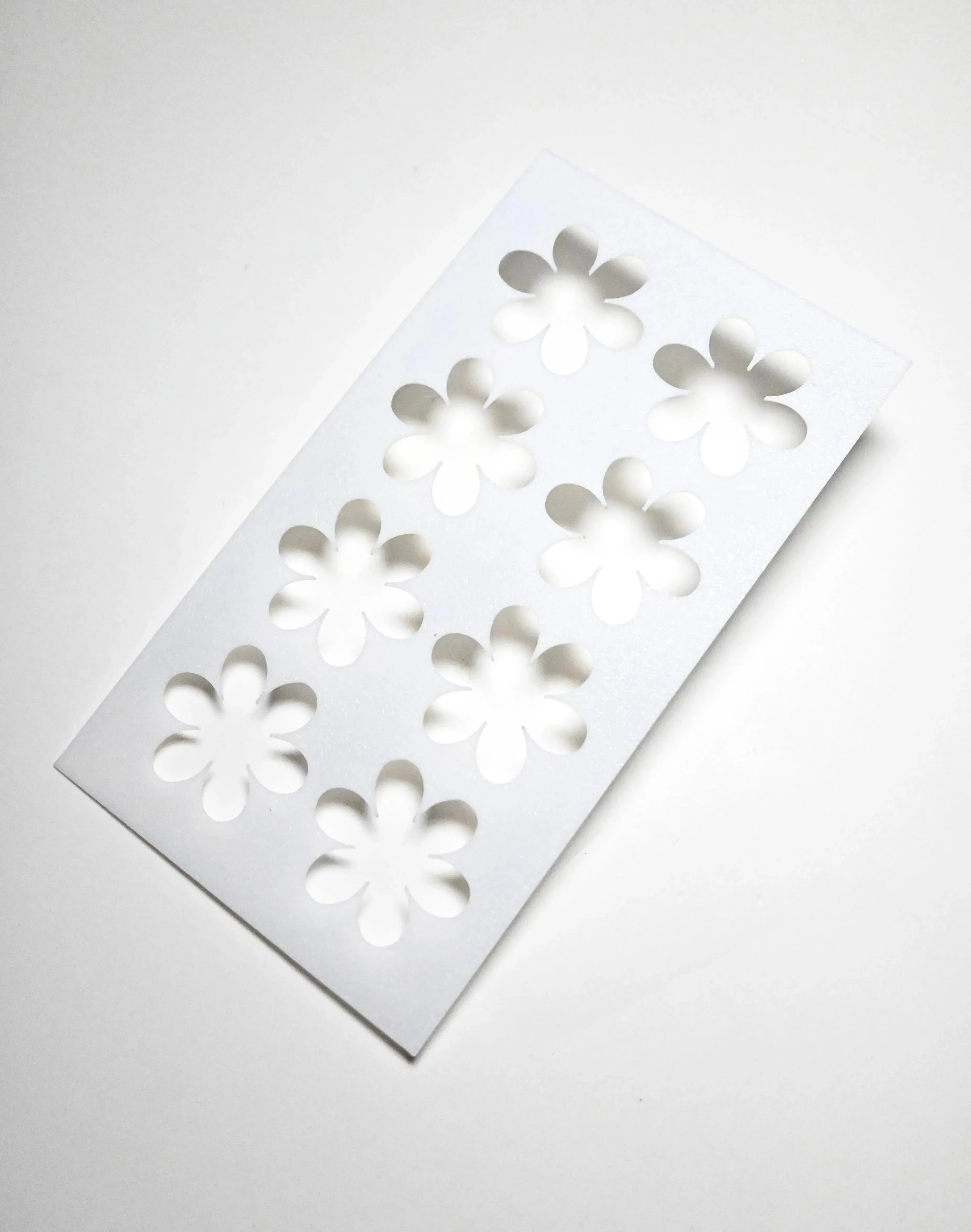 Daisy Pastry Stencil | TBmolds UAE-STENCILS-TBMOLDS UAE